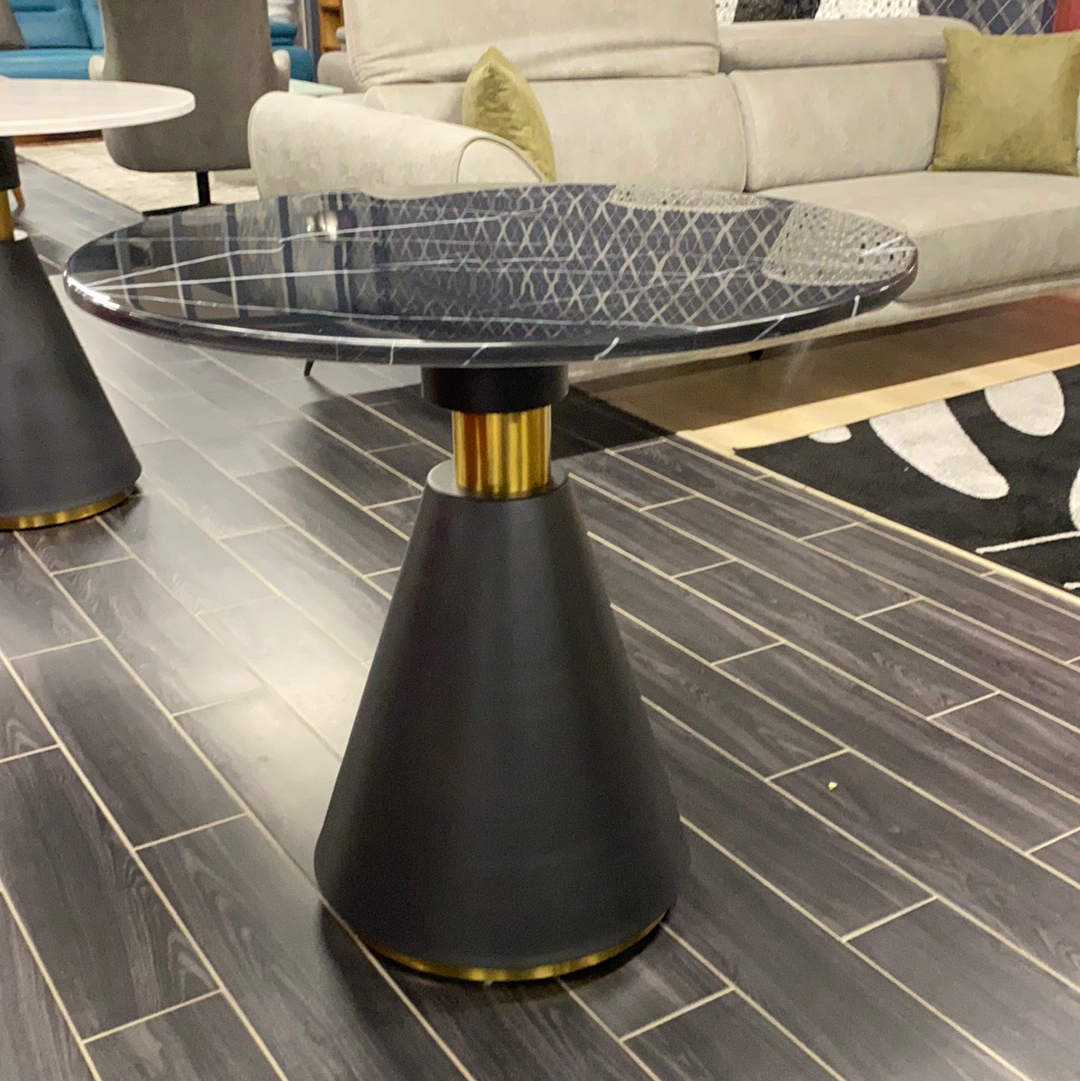 Madison Round Dining Table