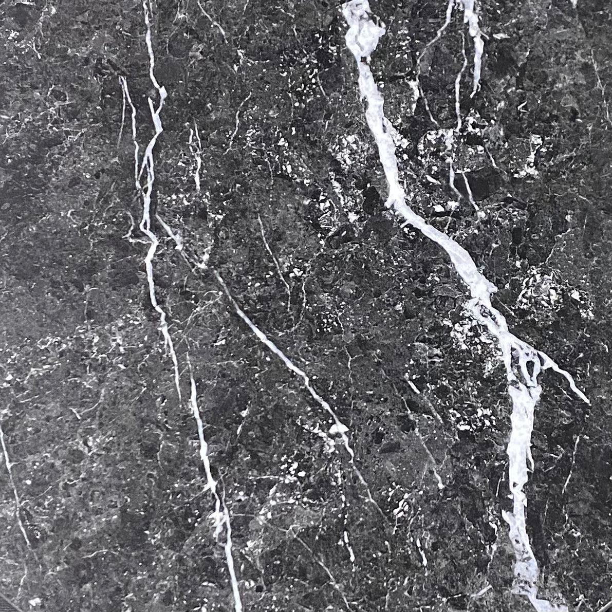 marble look finish dalia black